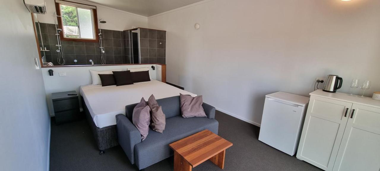 Narangba Motel Экстерьер фото