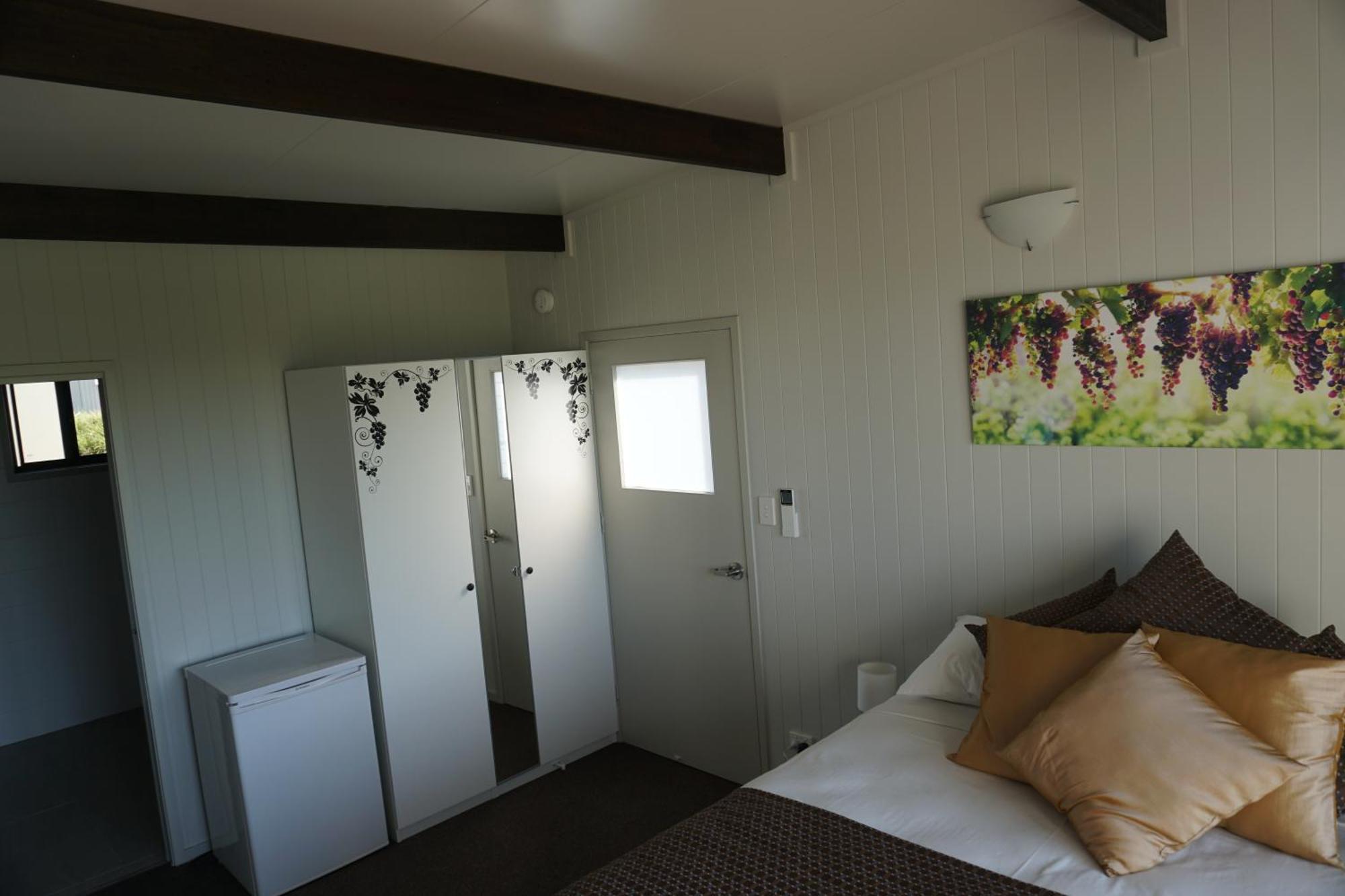 Narangba Motel Экстерьер фото